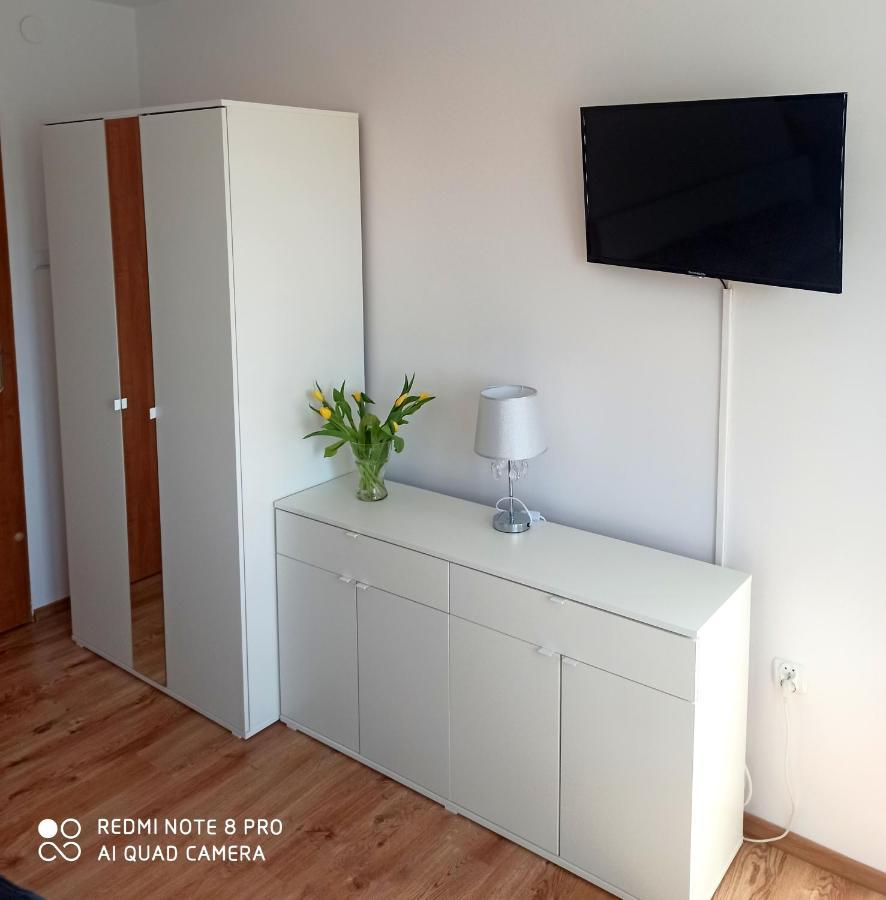 Wynajem Pokoi Wiki Appartement Mikołajki Buitenkant foto